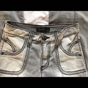 Caché Contour Collection jeans